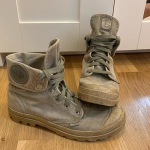 Palladium sneaker boots